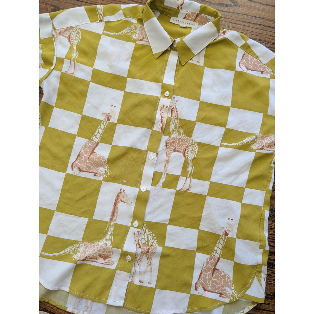 Jane + Delancey Giraffe Print Checker Short Sleeve Button Down Shirt Sz S Safari